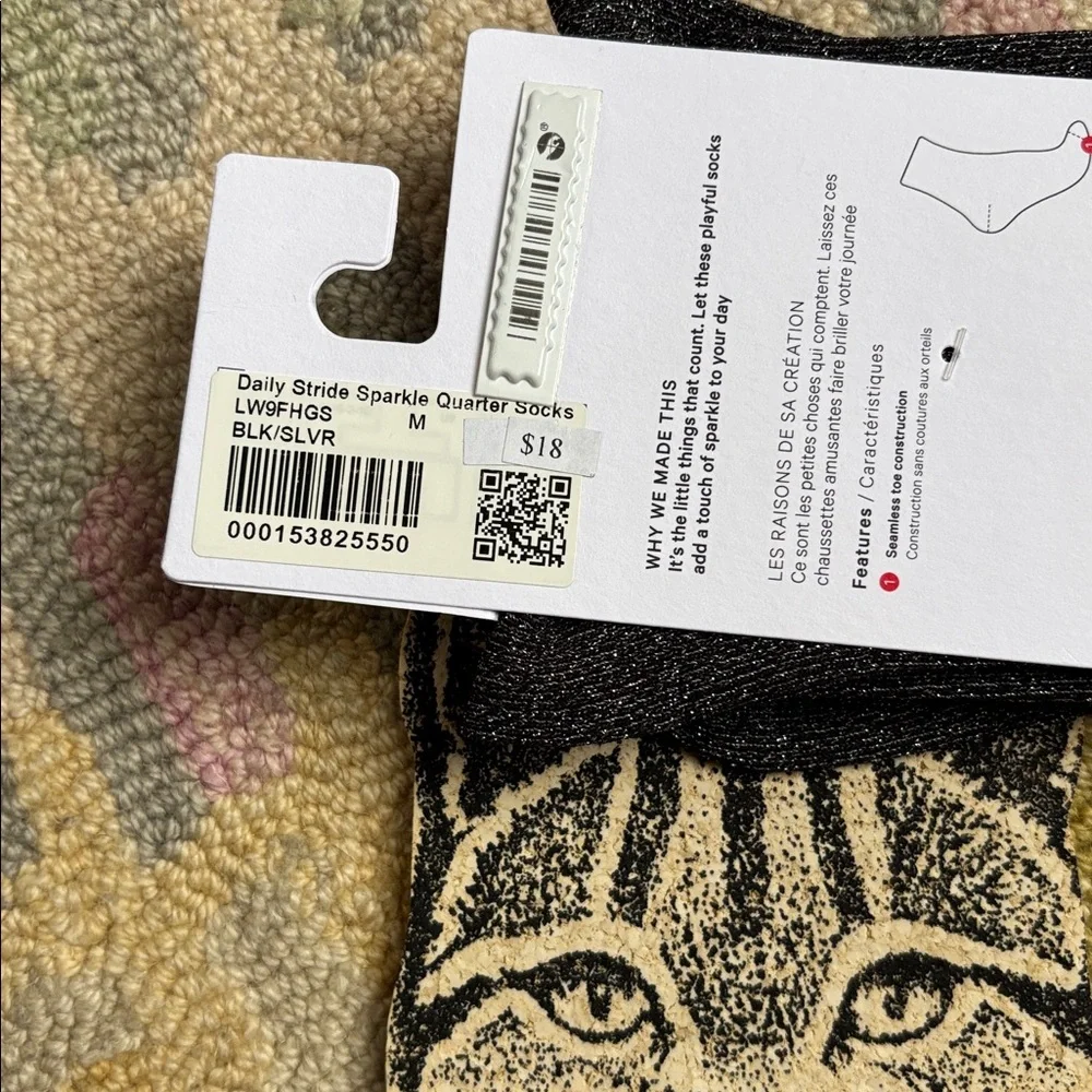 Lululemon NWT Daily Stride Sparkle Socks Black Moon/ Silver glimmer Medium